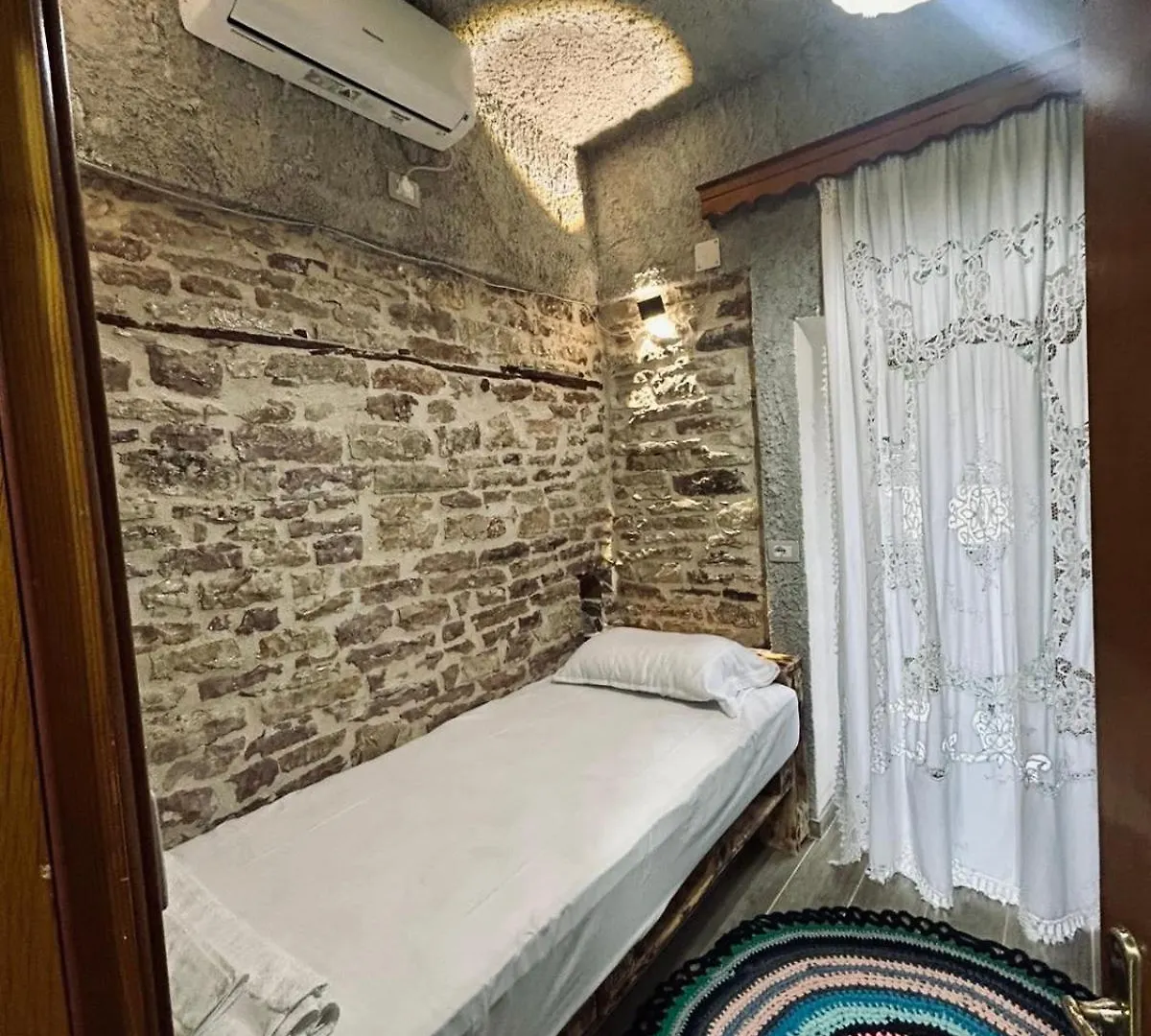 Lengo Guest House Gjirokastër