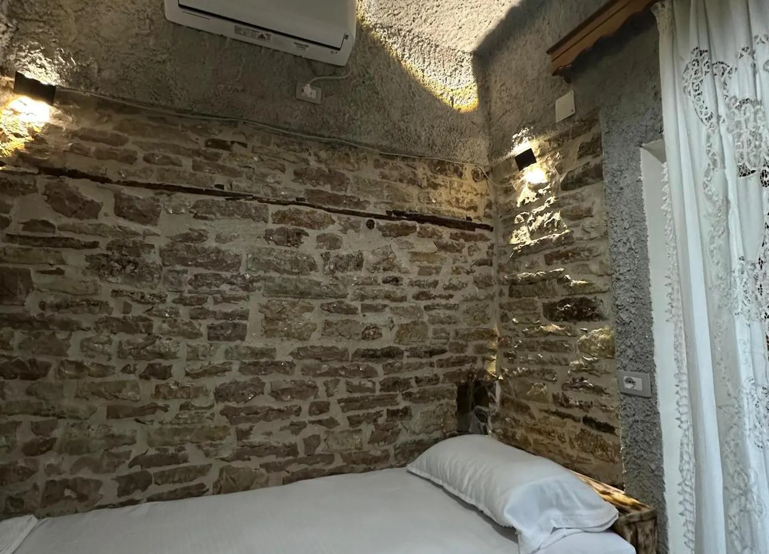 Lengo Guest House Gjirokastër